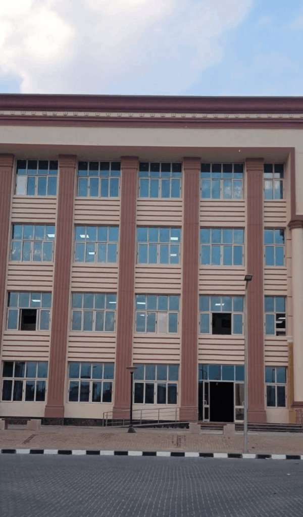 الجامعة الاهلية
